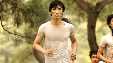 Chi Cao stars as 'Mao's Last Dancer,' an uplifting true story.