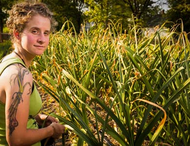 Carolyn Leadley enjoys life on the urban prairie. (Image by Dave Lewinski.)