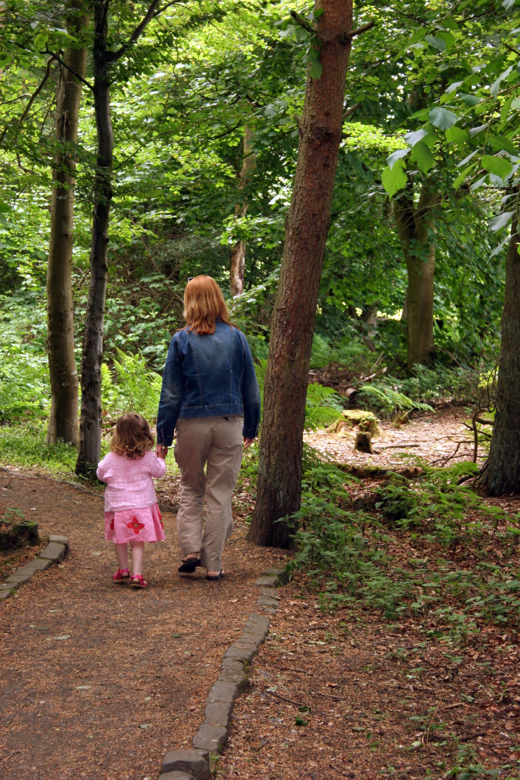 Mother and daughter. Image courtesy of Morguefile.com user hotblack