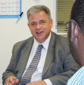 ISR Survey Research Center Director William Axinn meets with SRC interns to discuss their research activities and career plans. Image credit: Eva Menezes