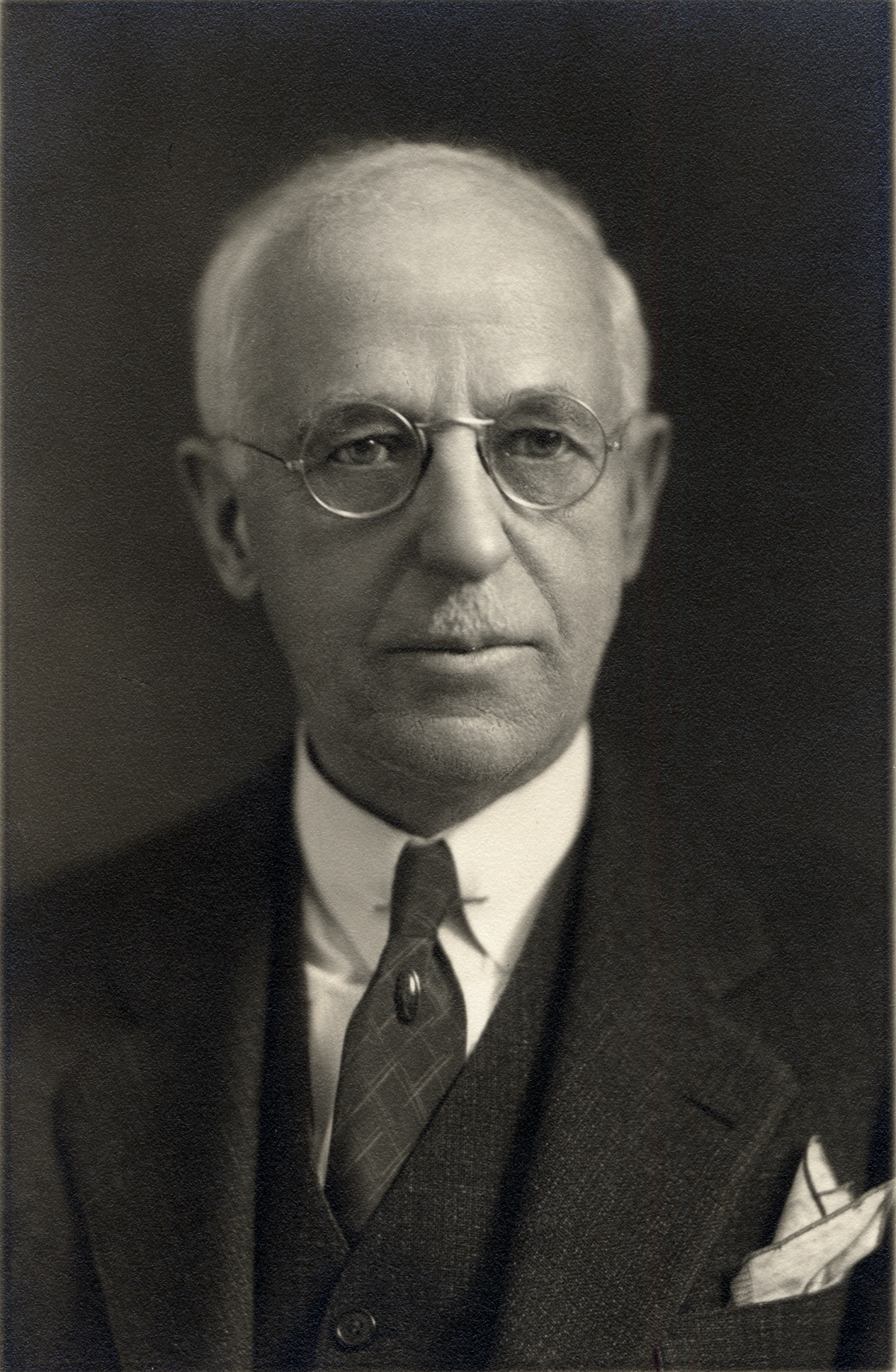 Jacob Reighard served as the director of U-M Museum of Zoology from 1895 to 1913 and was among the most prominent of the early Great Lakes researchers. His efforts led to the establishment of the U-M Biological Station in 1909 in Pellston, at the northern tip of Michigan’s Southern Peninsula. Photo courtesy of Bentley Historical Library, University of Michigan