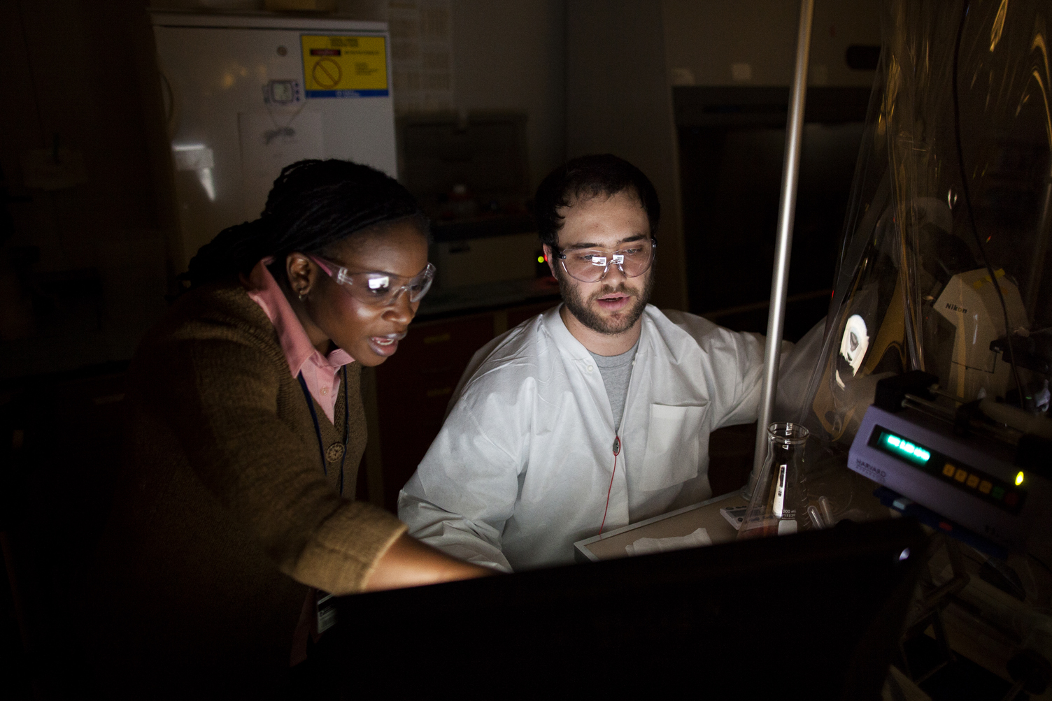 ChE Ph.D. student Alex Thompson and ChE Professor Omolola Eniola-Adefeso perform tests with different forms of drug carriers as part of Eniola-Adefeso's lab group in the GG Brown Building on North Campus Ann Arbor, MI on December 17, 2012. Image credit: Joseph Xu, Michigan Engineering Communications & Marketing