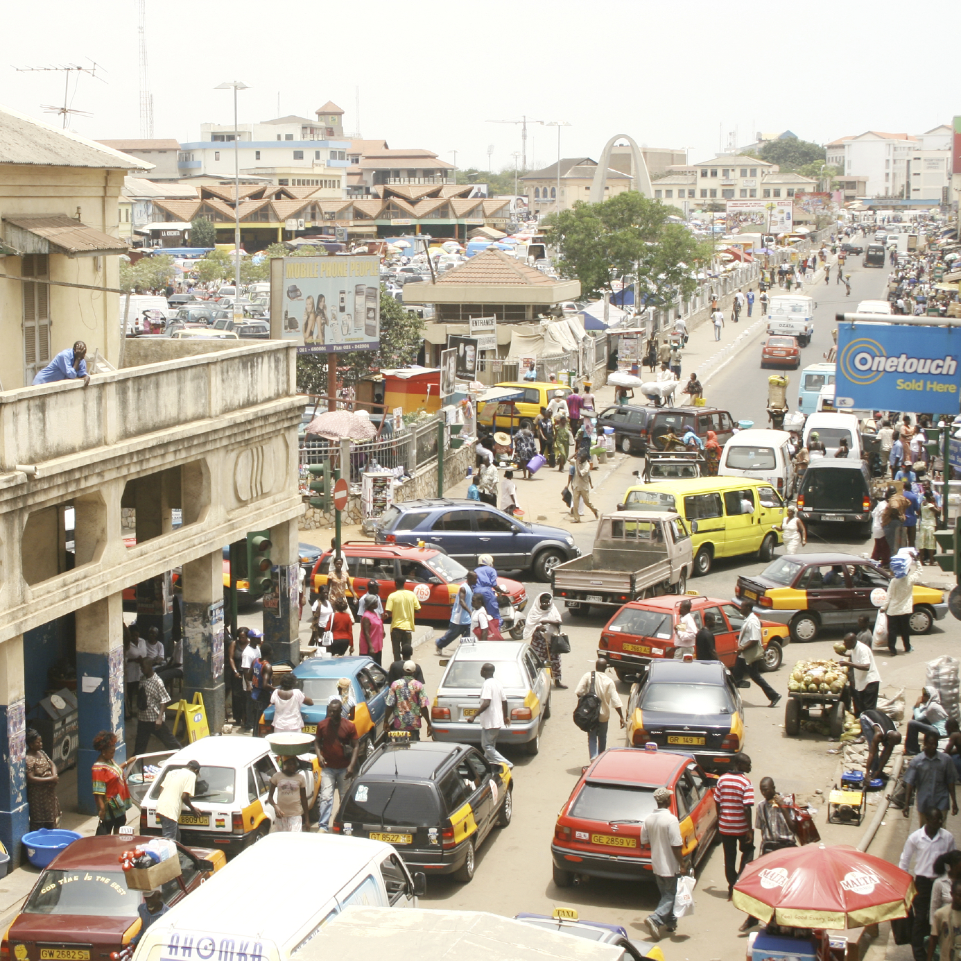 Congested traffic in Accra, Ghana. (stock image)