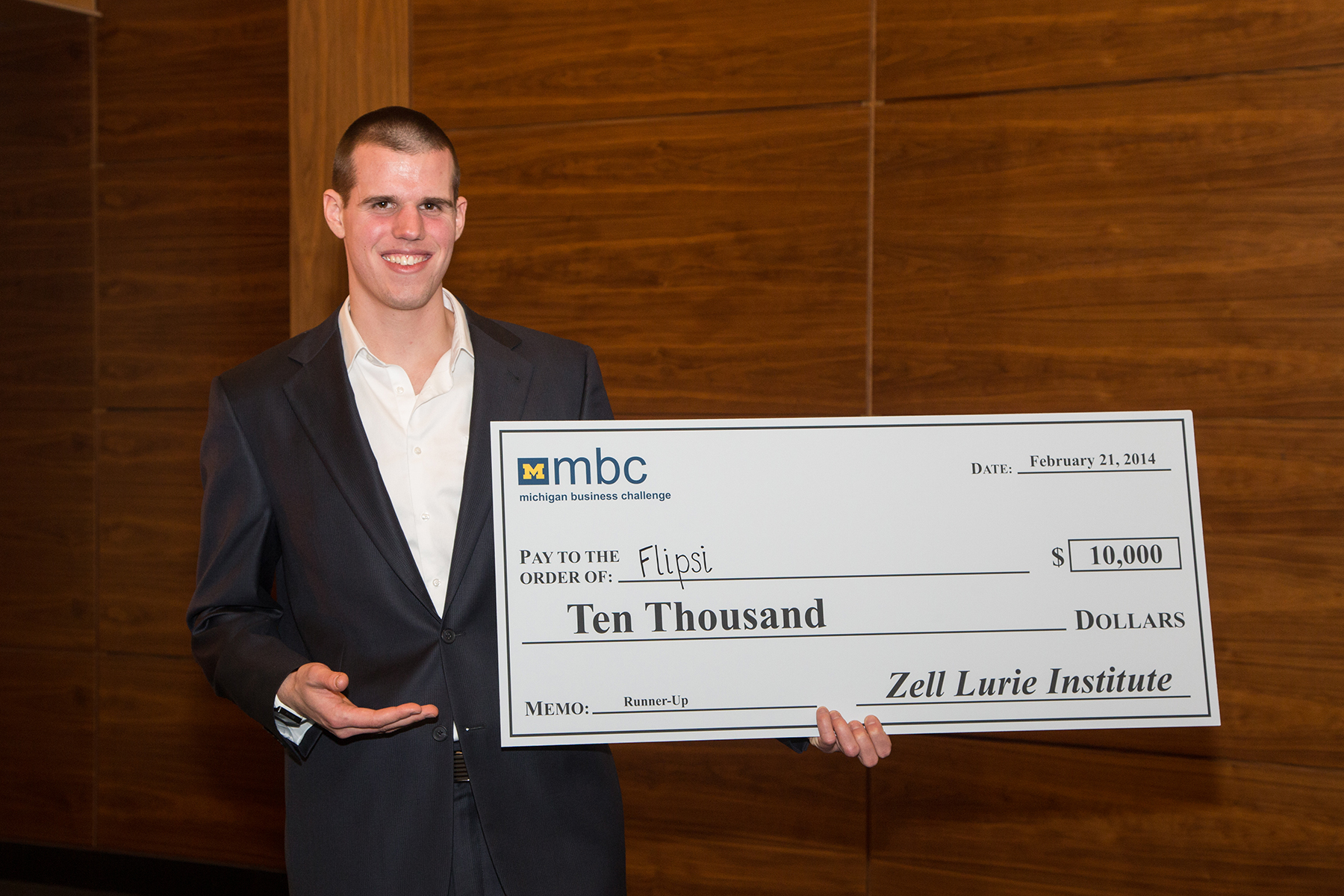 The Pryor-Hale Runner-up award for Best Business for $10,000 went to Flipsi represented by Jeff Plott (MSE ’13). Image credit: Scott Soderberg