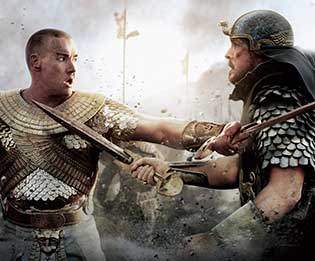 Joel Edgerton as Rameses and Christian Bale as Moses. (Image courtesy of Twentieth Century Fox.)