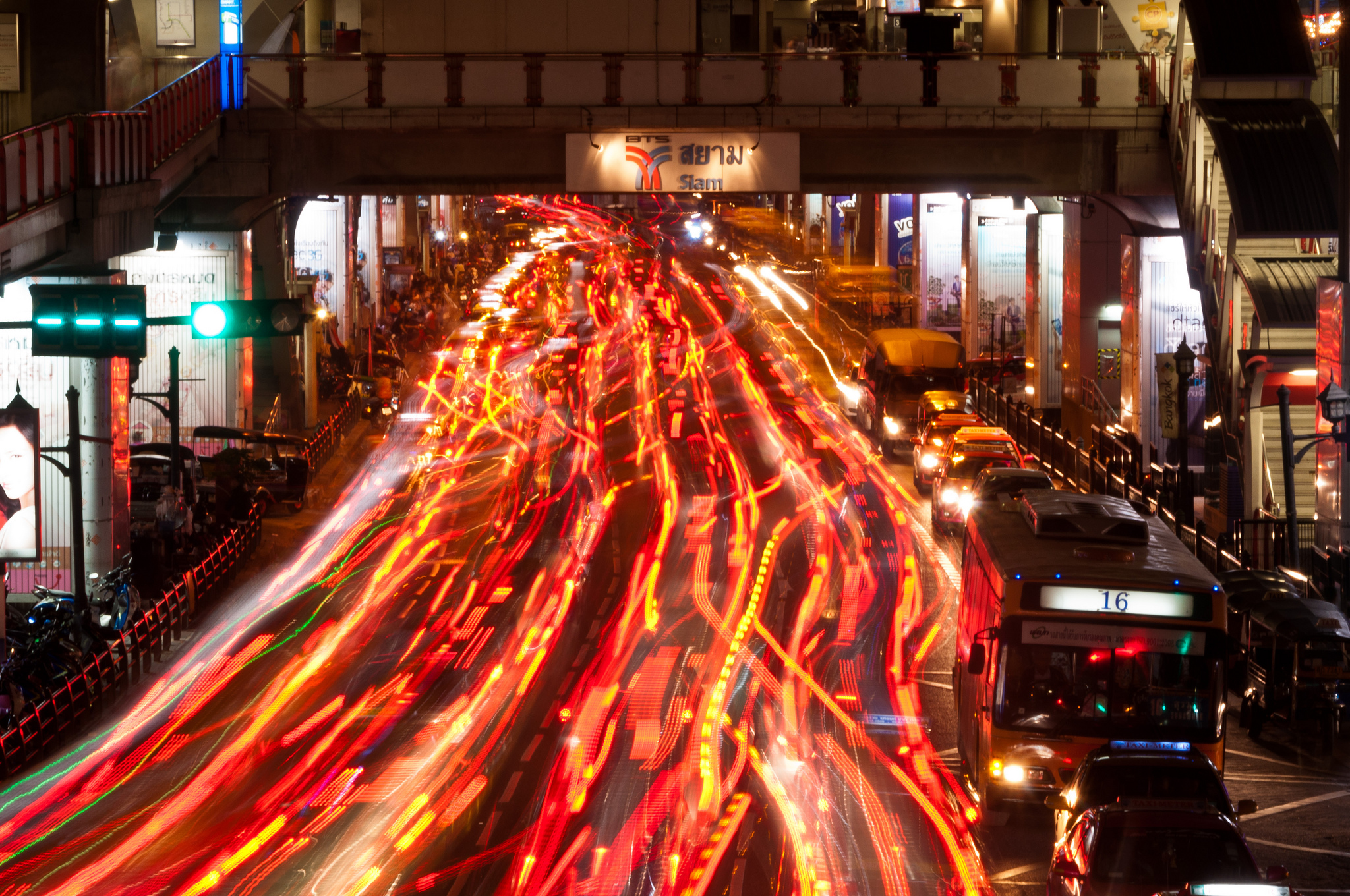 Sunday evening traffic in Bangkok's Siam Square area. Image credit:Mark Fischer 