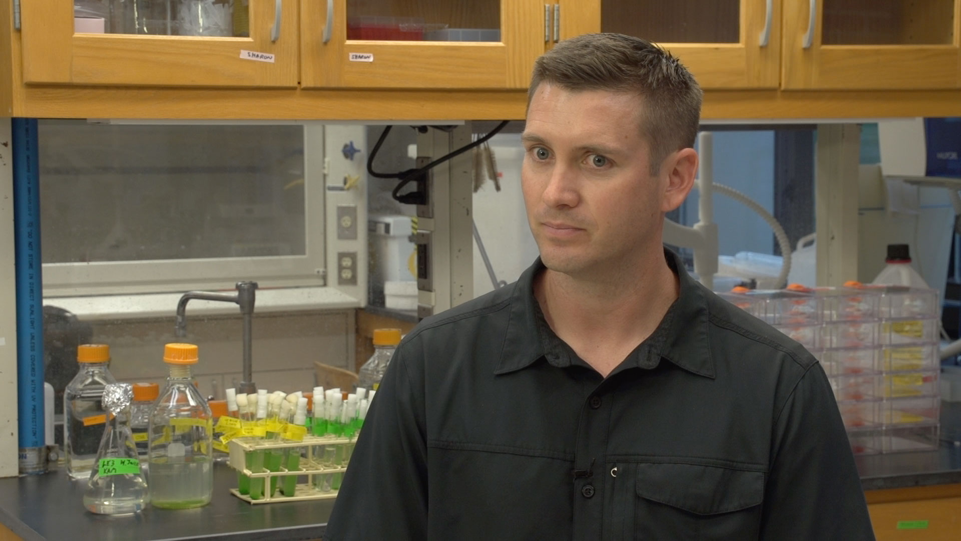U-M marine microbiologist and oceanographer Greg Dick, leader of a multidisciplinary team investigating the toxicity of Lake Erie cyanobacterial blooms. Image credit: Mike Wood
