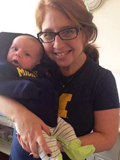 Haley Geffen with her daughter.