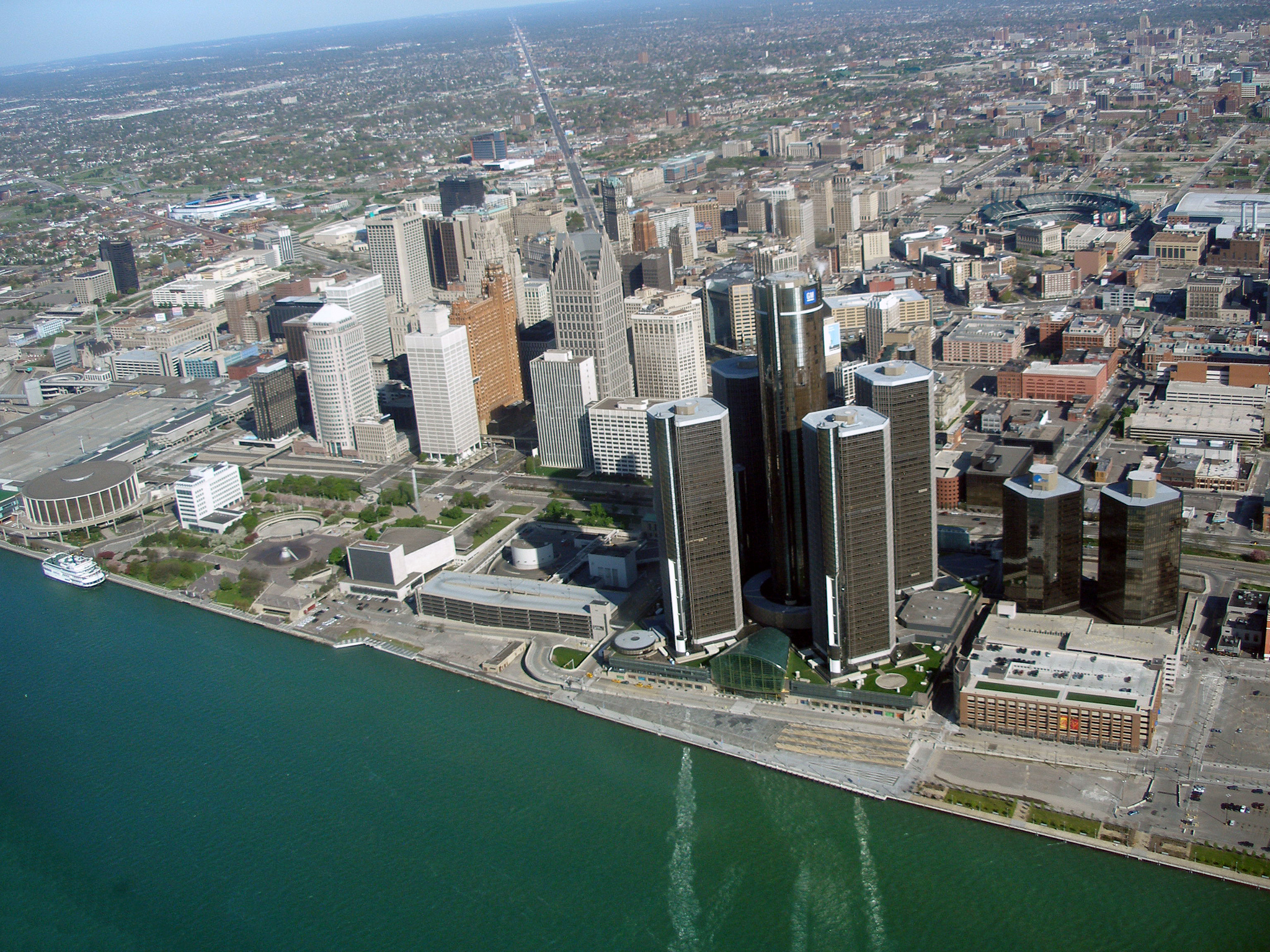 Detroit Riverfront. Image credit: Mary Bohling, Michigan Sea Grant