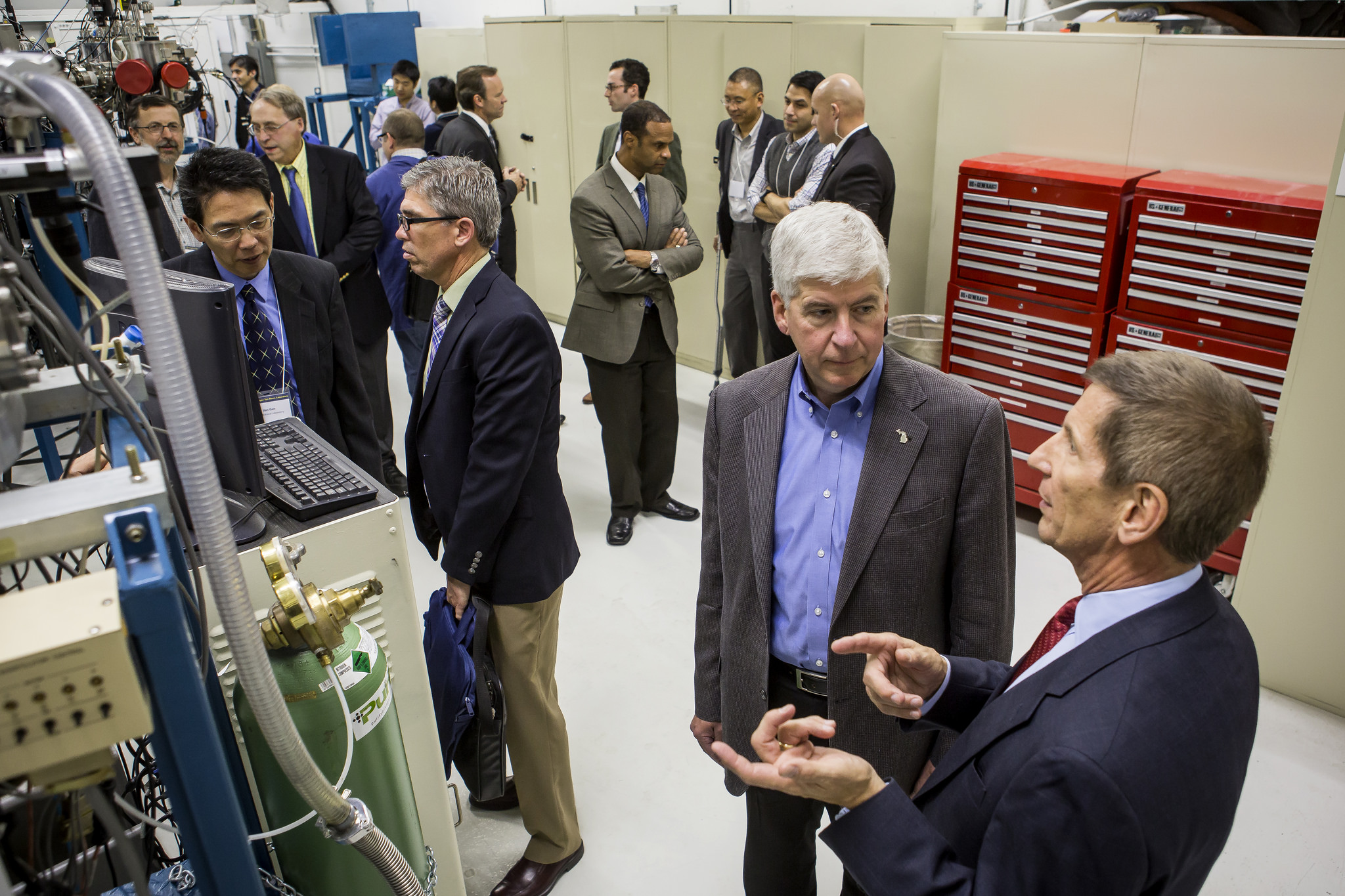 Staff, faculty, and students of various universities tour the Michigan Ion Beam Laboratory (MIBL) in the NAME Building during the recent open house. Image credit: Joseph Xu, Michigan Engineering