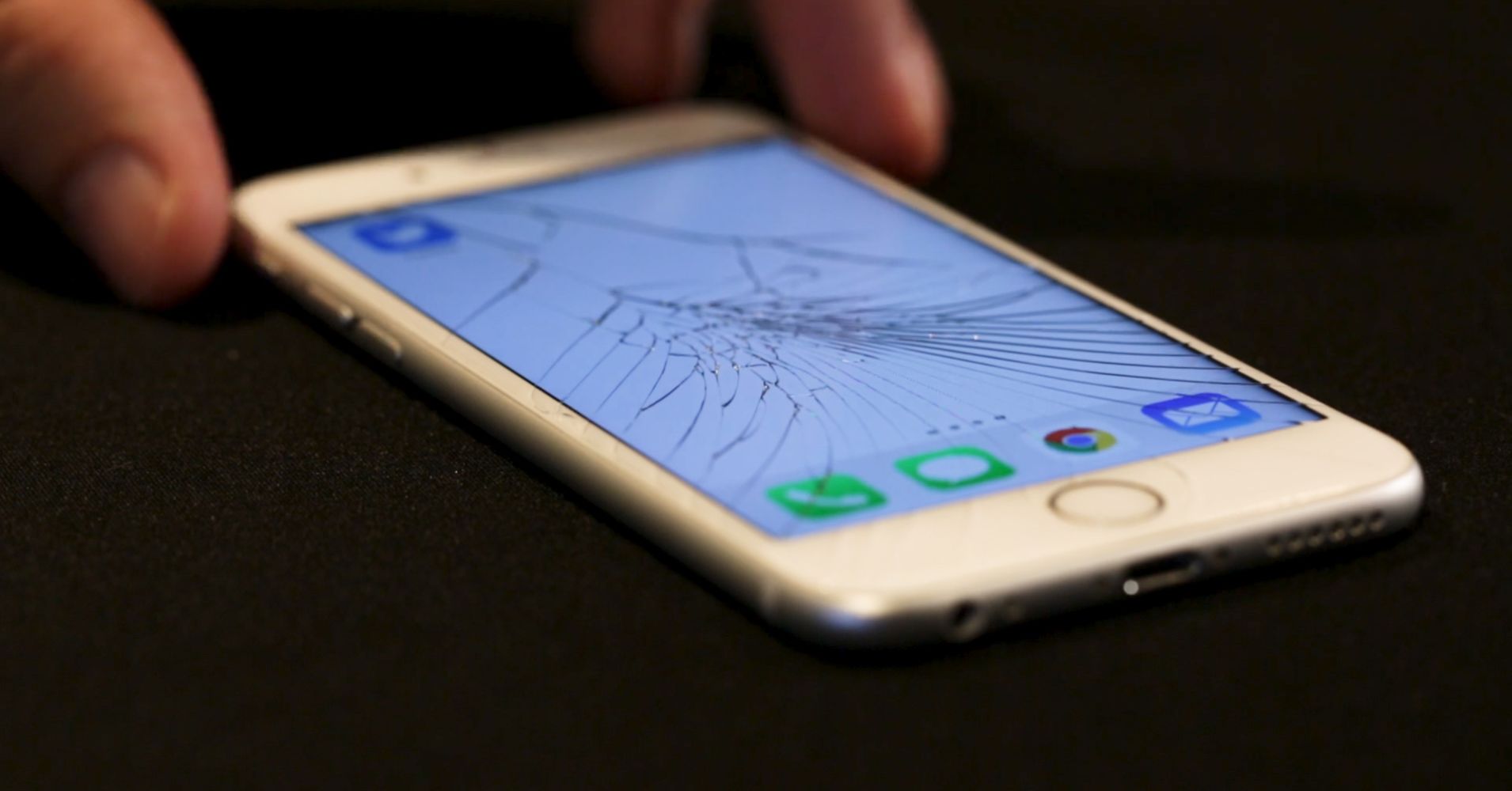 Image of a broken iPhone (stock image)