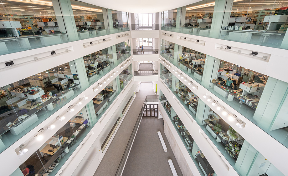Photo fo the interior of the new Biological Sciences Building