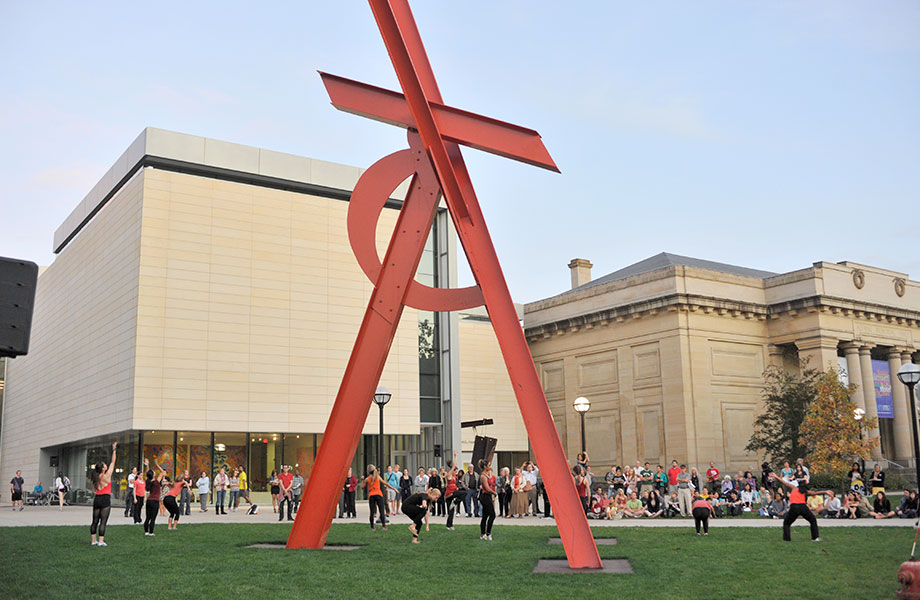 Photo of the "Orion" sculpture in front of the U-M Museum of Art