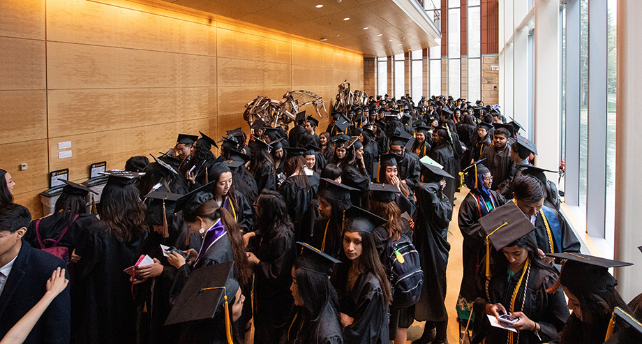 Photo of students in the hall outside the Asian-Pacific Islander ceremony