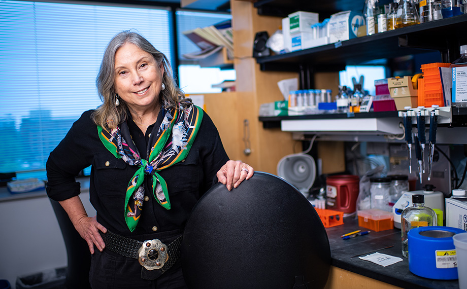 Photo of Sofia Merajver in her lab