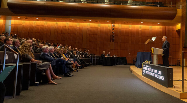 Photo of President Mark Schlissel addressing university leaders at his 2019 Leadership Breakfast. 