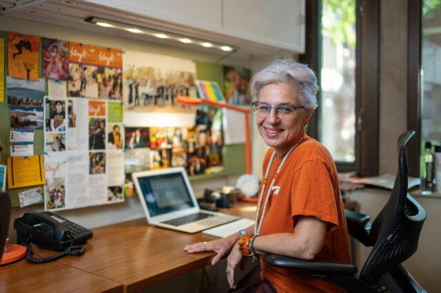 Photo of Deborah Gordon-Gurfinkel