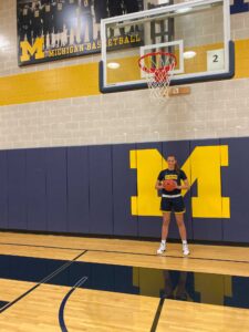 Varejao is the niece of former NBA player Anderson Varejao, who played alongside LeBron James with the Cleveland Cavaliers.