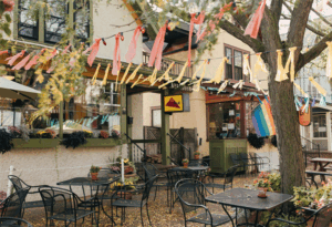 /aut/BAR in Ann Arbor's Braun Court.