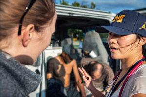 Medical students from the University of Michigan's Wolverine Street Medicine distribute supplies to the homeless. Image courtesy: Wolverine Street Medicine