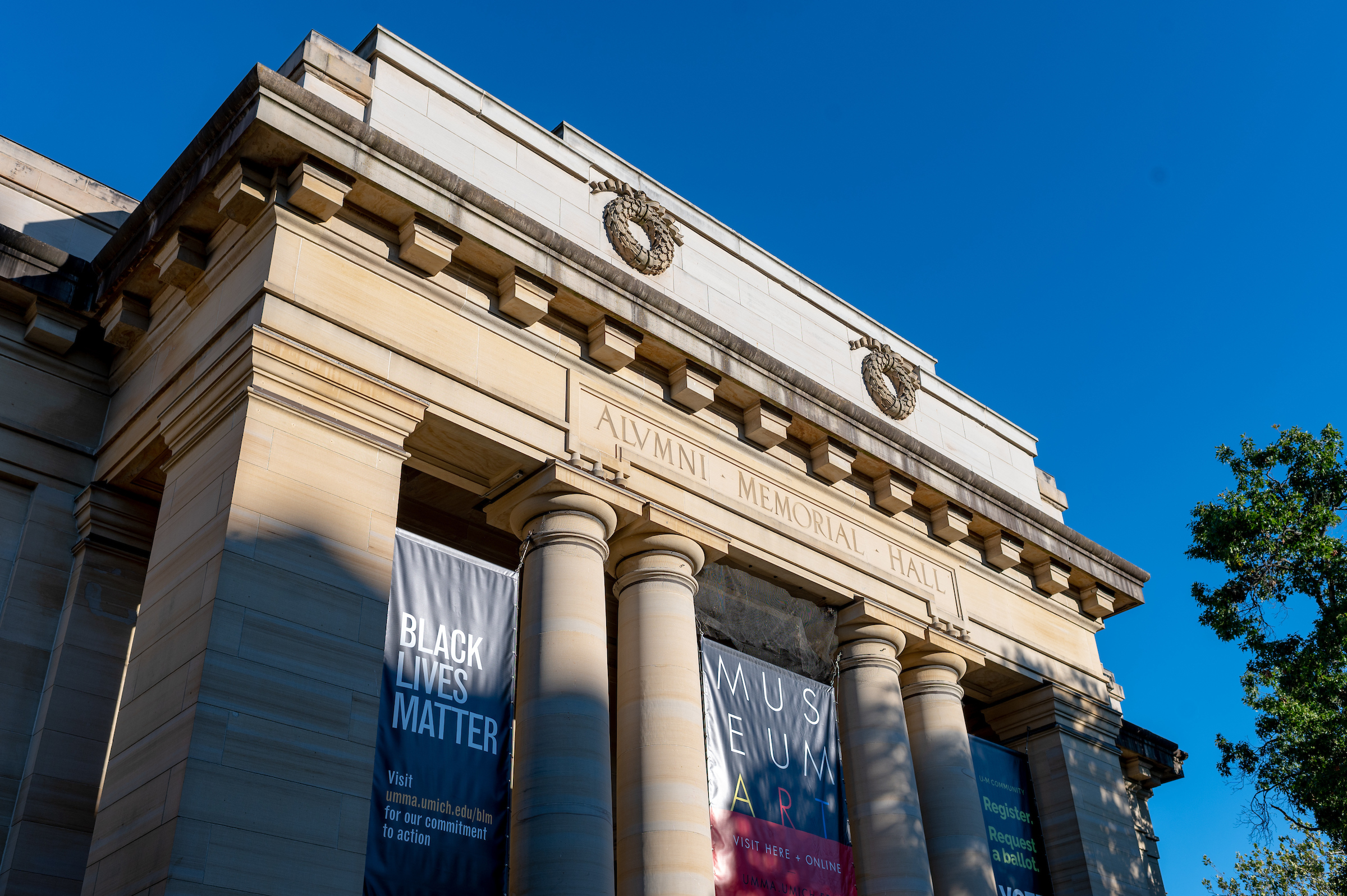 As part of a commitment to anti-racist actions during thr 2020-21 year, University of Michigan Museum of Art installed a Black Lives Banner at their Alumni Memorial Hall entrance. Image credit: Eric Bronson/Michigan Photography.