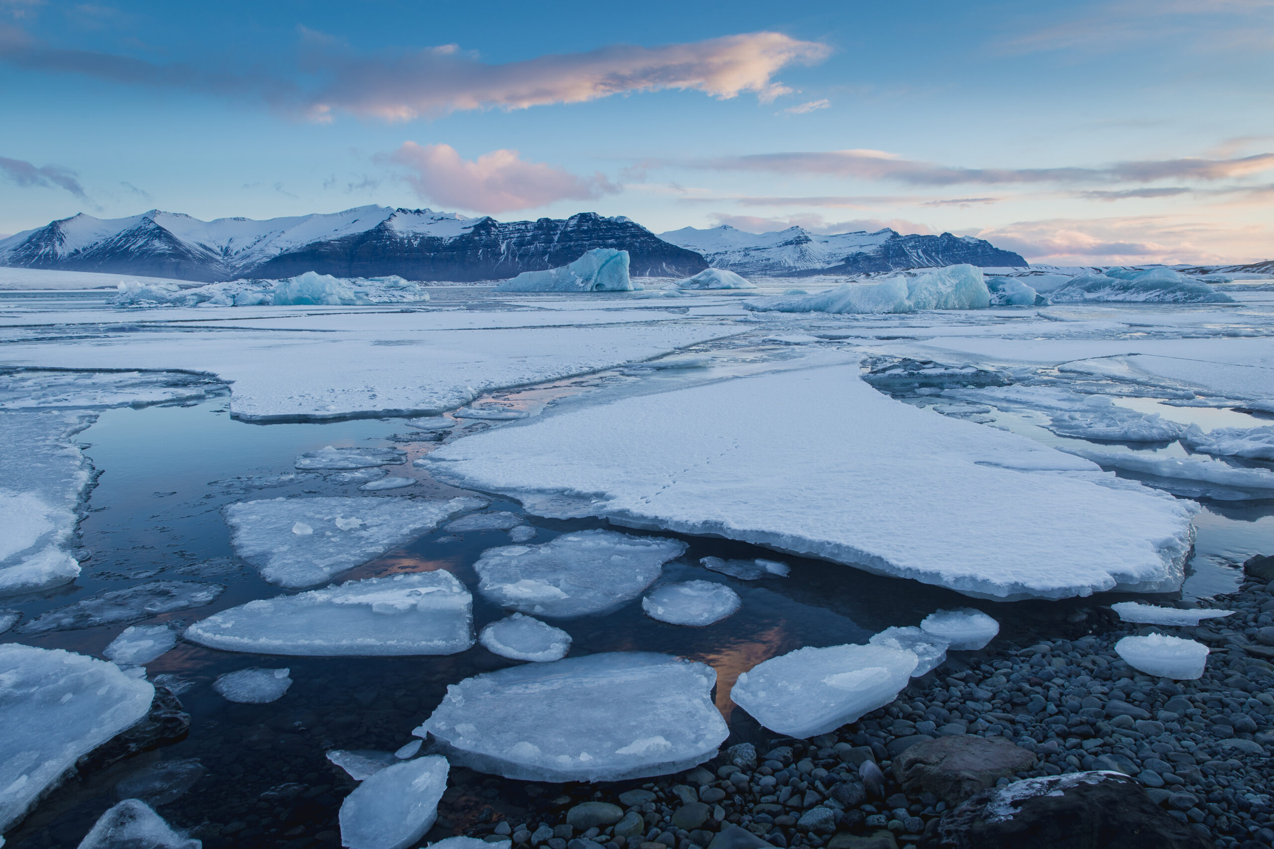 Glaciers melting due to global warming. Image credit: iStock.