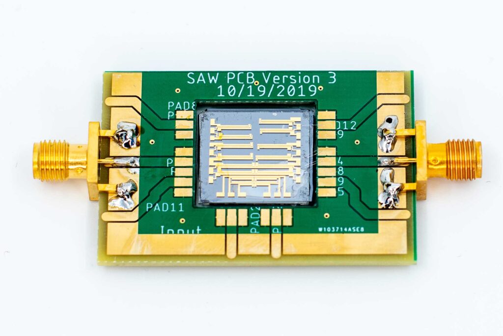 This chip can move excitons with acoustic waves. The achievement paves the way for building efficient devices that use excitons for applications in data communication and processing, sensing and energy conversion. Image credit: Silvia Cardarelli