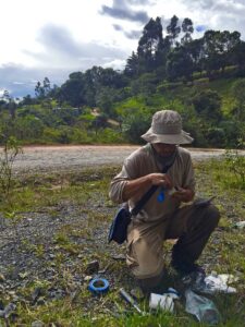 Aldo Rincón Burbano, a professor of physics and geosciences at the Universidad del Norte in Colombia, collects samples in the Serranía del Perijá in Colombia. Image credit: Jeff Wilson Mantilla, University of Michigan