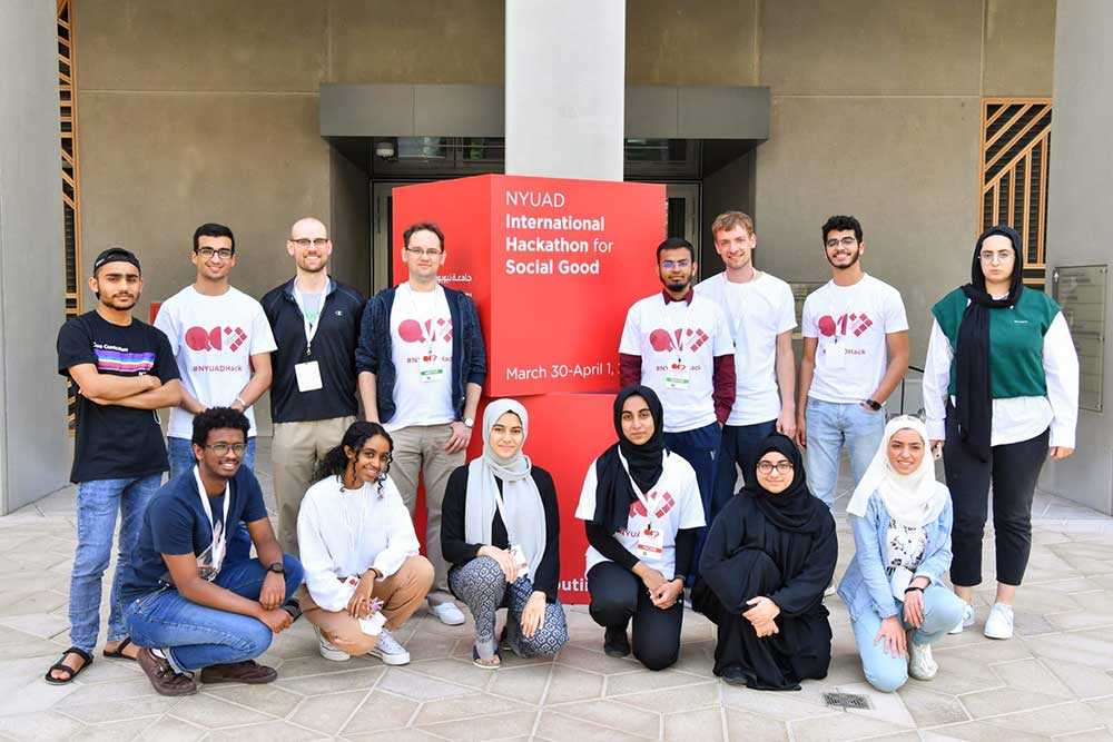 Mentors and team members of mediQal. Image credits: U-M Engineering