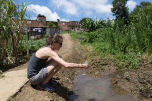 Polluted water. Image credit: Bruno Kelly