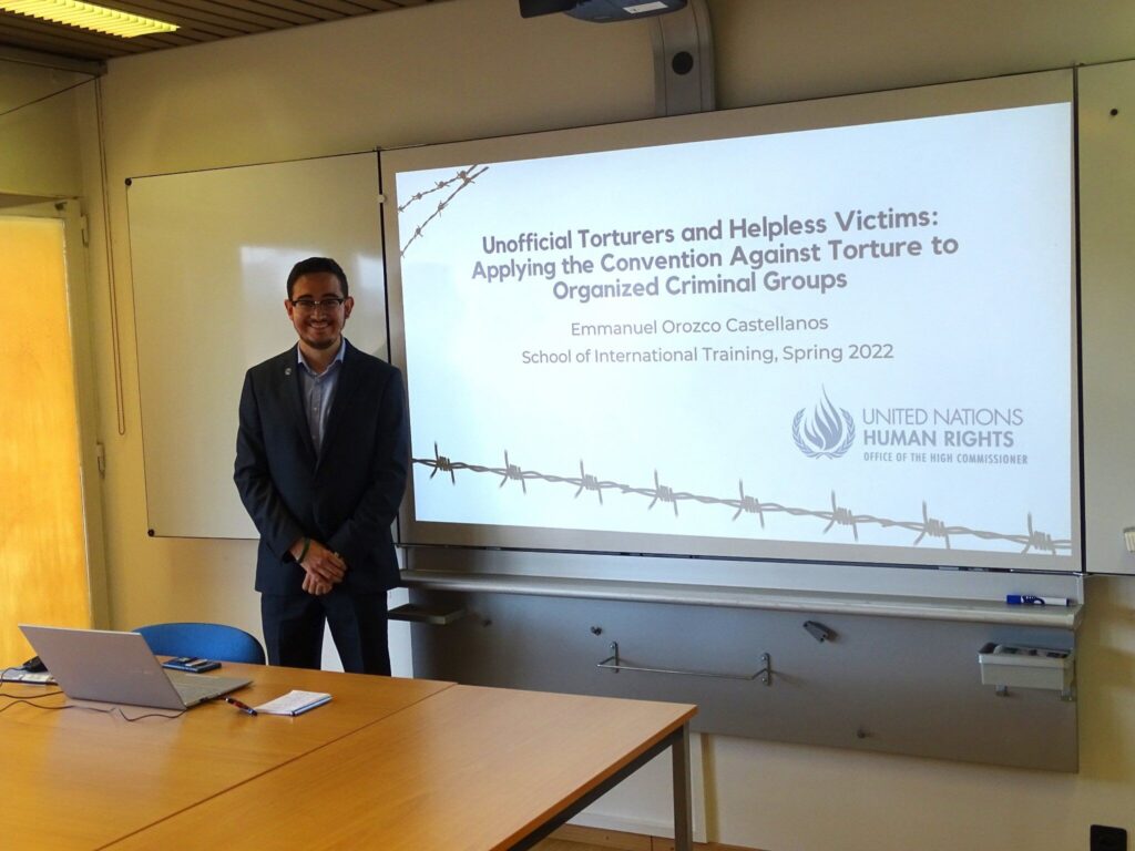 
Emmanuel Orozco Castellanos presenting paper in Geneva.