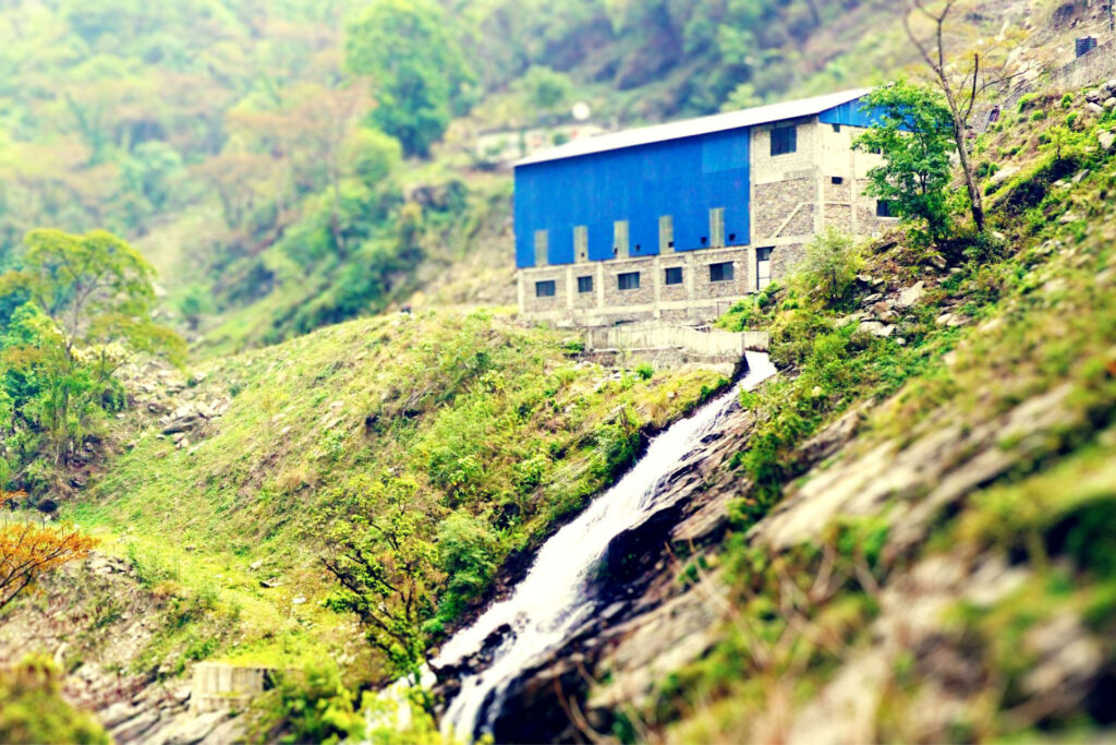 Local mini hydro plant in the Nepalese Himalayas. Image courtesy: Graham Institute
