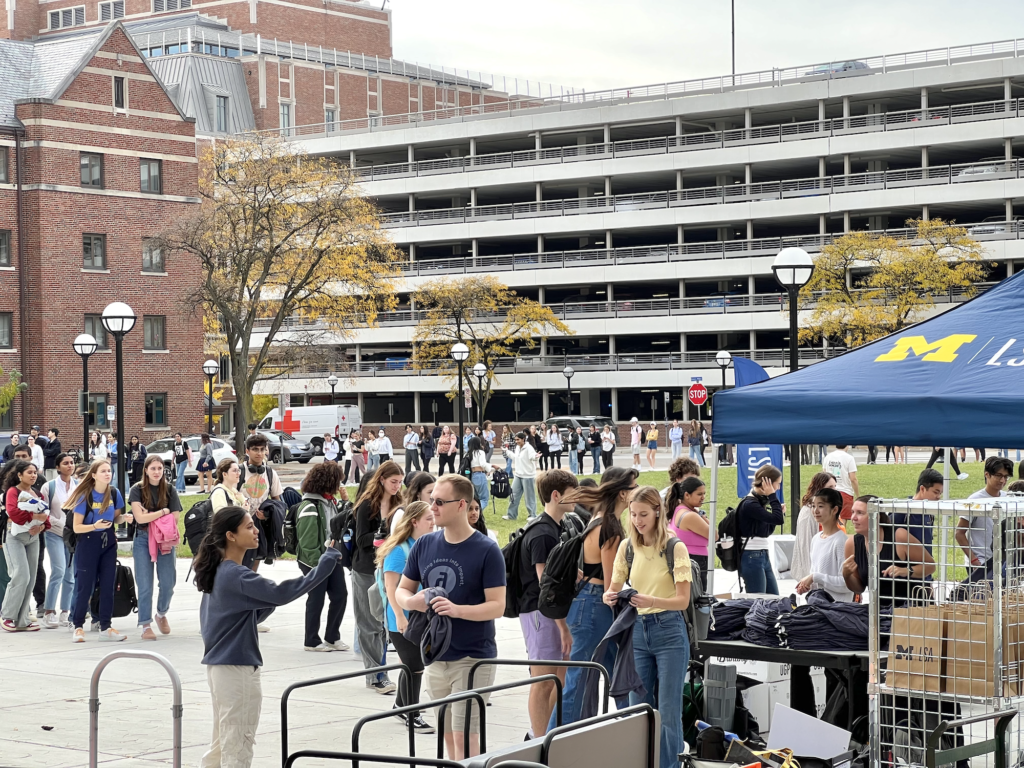 MDexers in line for a giveaway on central campus.