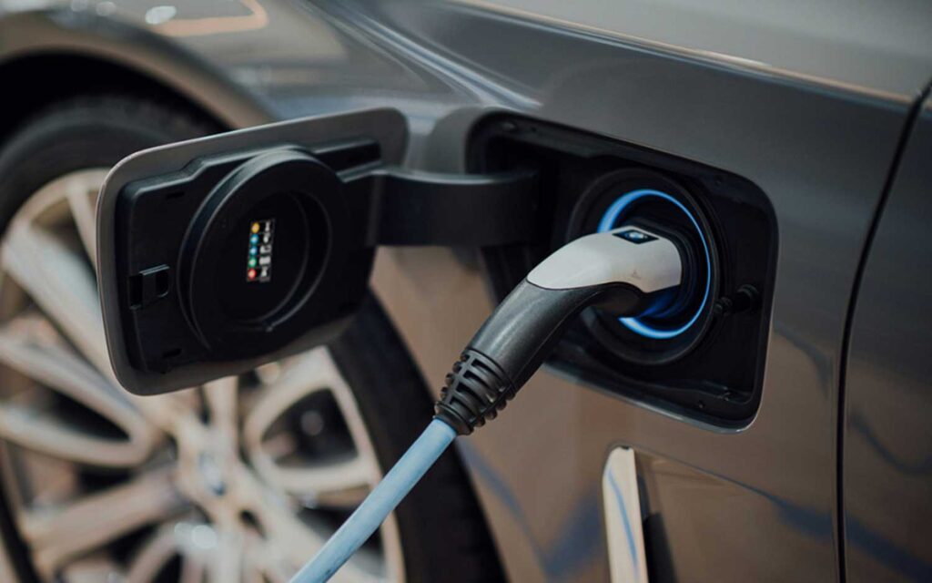 Charging an electric vehicle. Image credit;
Chuttersnap, Unsplash