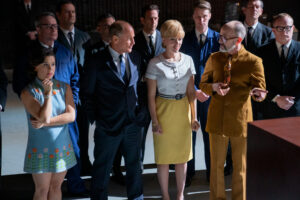 Ruby Martin (Anna Garcia), Moe Berkus (Woody Harrelson), Kelly Jones (Scarlett Johansson), Lance Vespertine (Jim Rash) in FLY ME TO THE MOON.