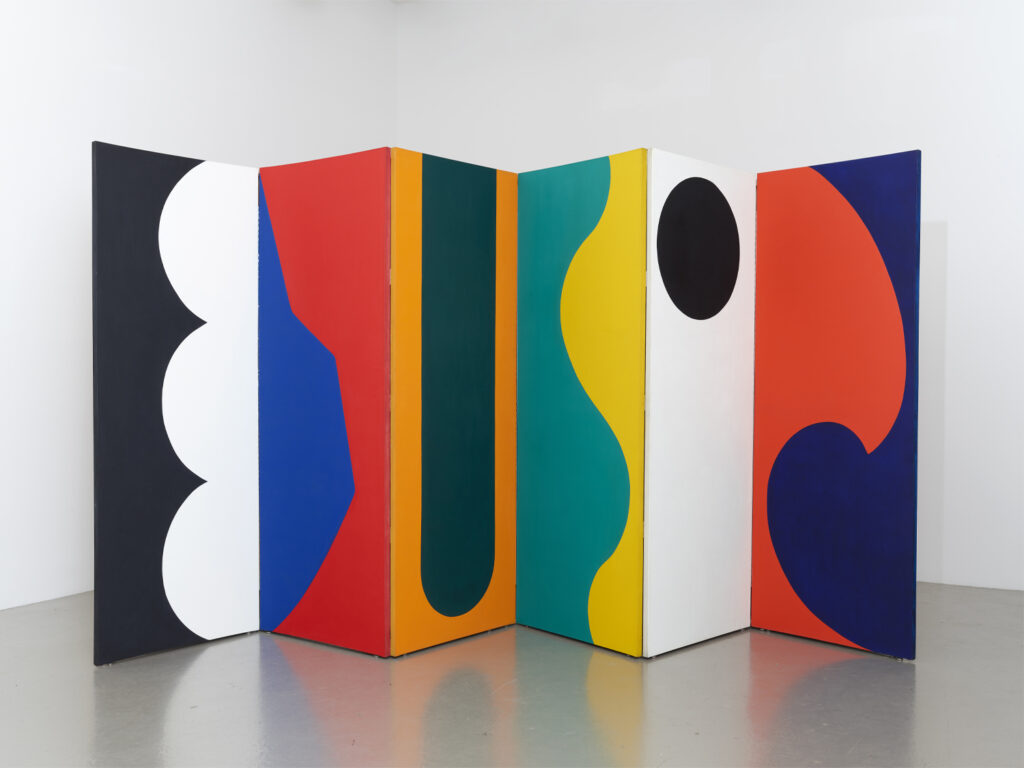 Leon Polk Smith, "Six Involvements in One", 1966 (recto of "Seven Involvements in One", 1966), acrylic on canvas mounted on wood panel, 6 panels: 86 5/8 × 157 1/2 × 1 5/8 inches overall, Private collection. Image courtesy Lisson Gallery, © Leon Polk Smith Foundation