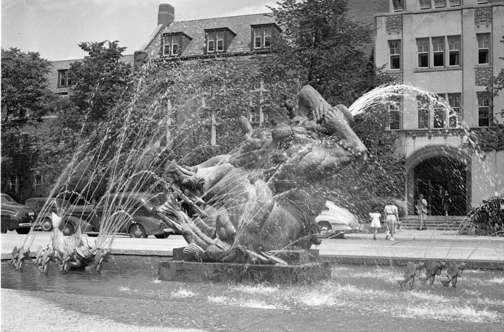 Sunday Morning in Deep Waters in 1941/