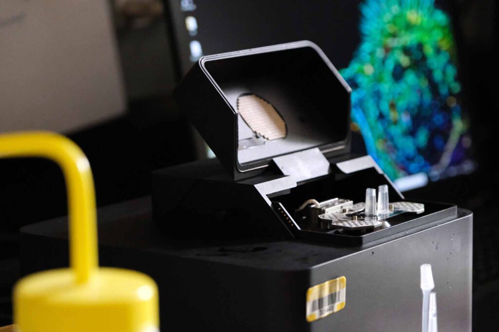 A single molecule fluorescence microscope in the lab of Nils Walter, co-director of the Center for RNA Biomedicine at the University of Michigan. Image courtesy: Nils Walter Lab