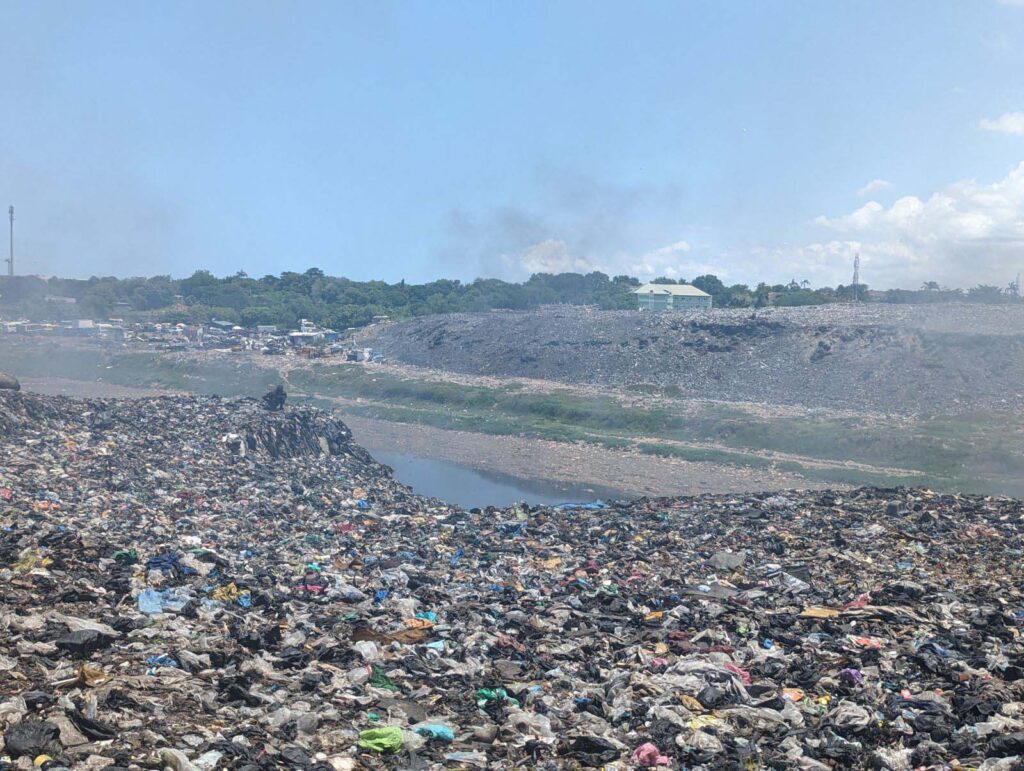 An informal settlement called Agbogbloshie has grown rapidly near the electronic waste recycling site in Accra, Ghana. Images credit: Brandon Marc Finn